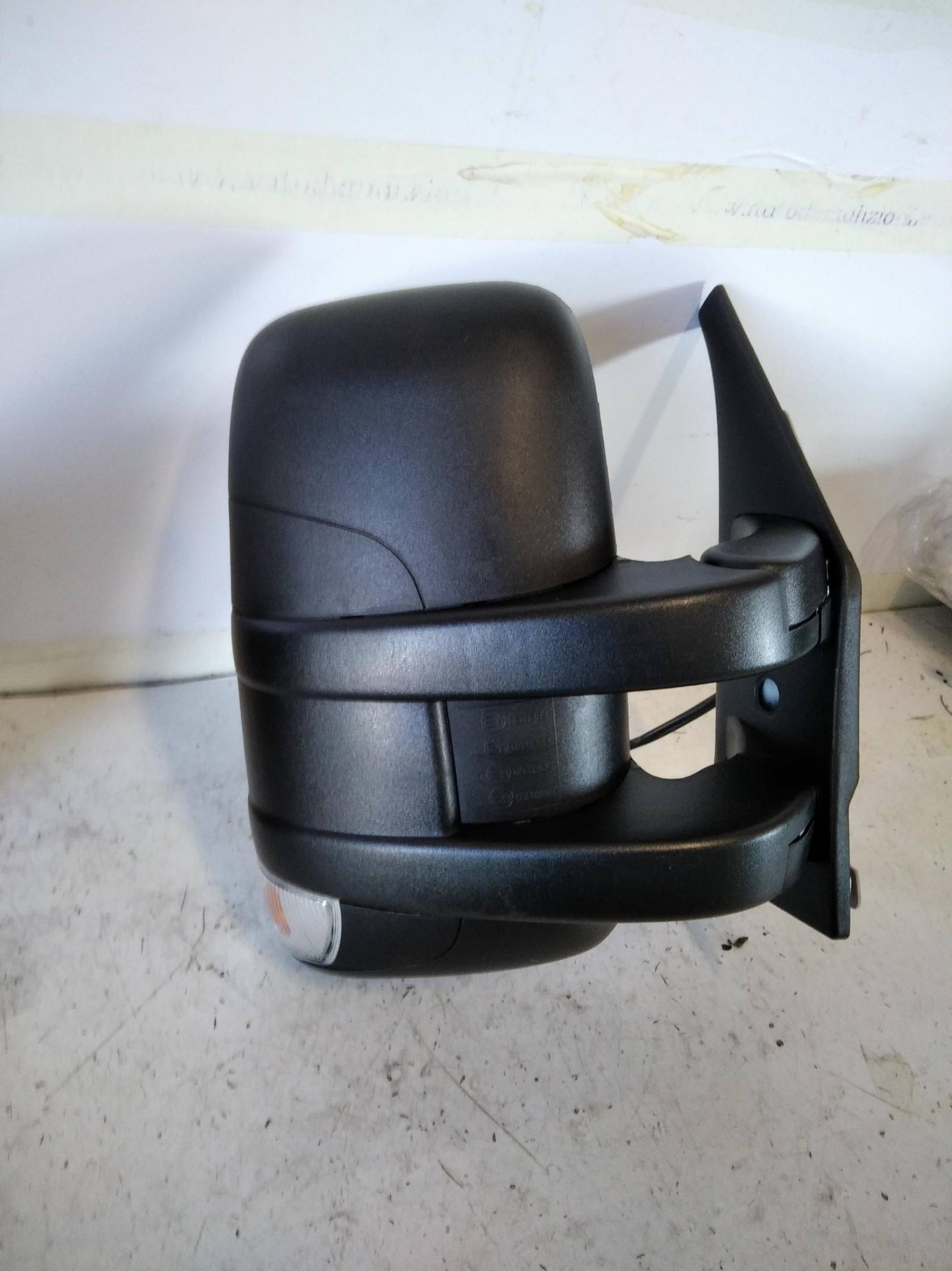 Retrovisore est. regolaz. elettr. dx.